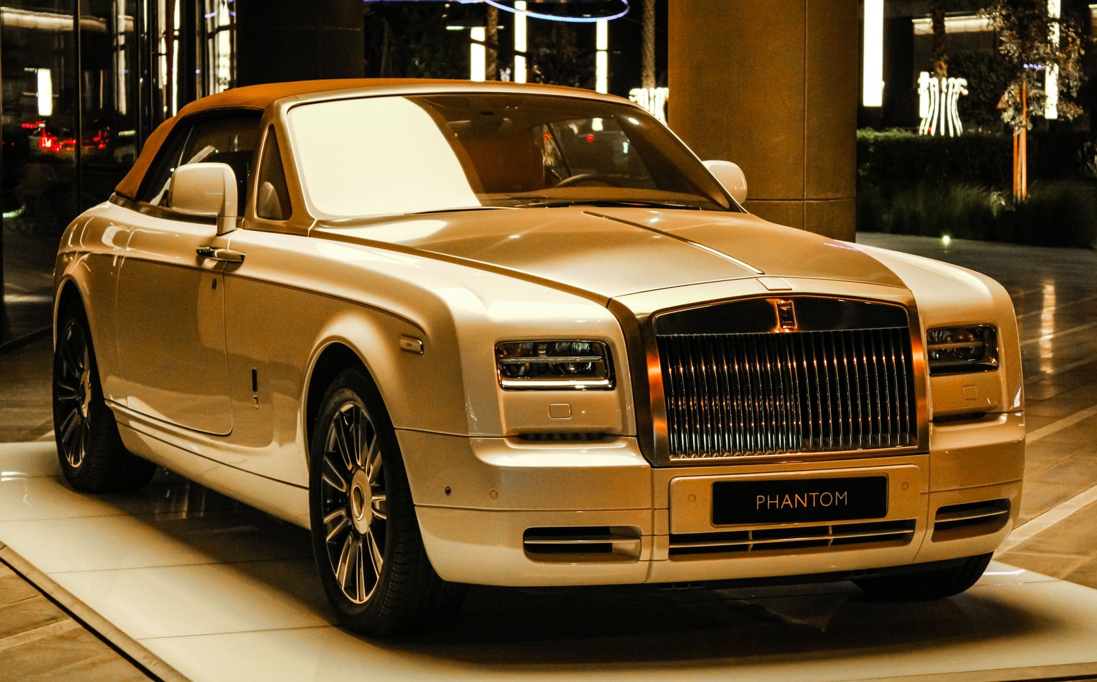 A stunning Rolls Royce Phantom showcased in a luxurious setting in Dubai.
